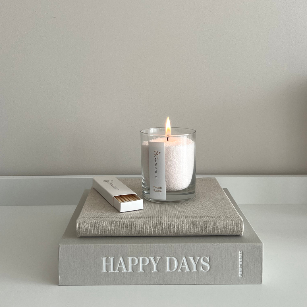 Candledust Nordic Lights poederkaars met een verfijnde Scandinavische geur in een stijlvolle glazen pot met plantaardige wax.