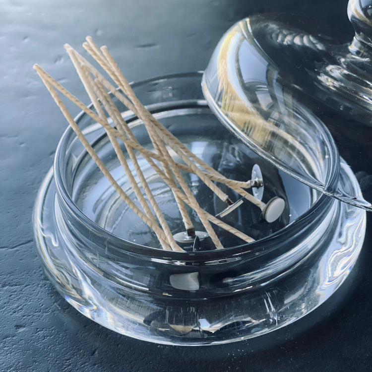 Originele Candledust lonten voor poederkaarsen, hoogwaardige katoenen kaarslonten voor een schone en gelijkmatige verbranding.